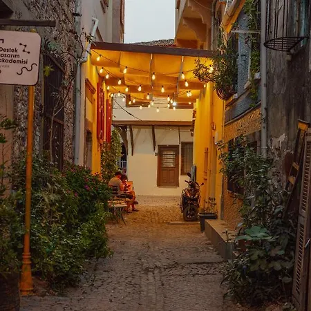 Ivy Butik Ayvalı